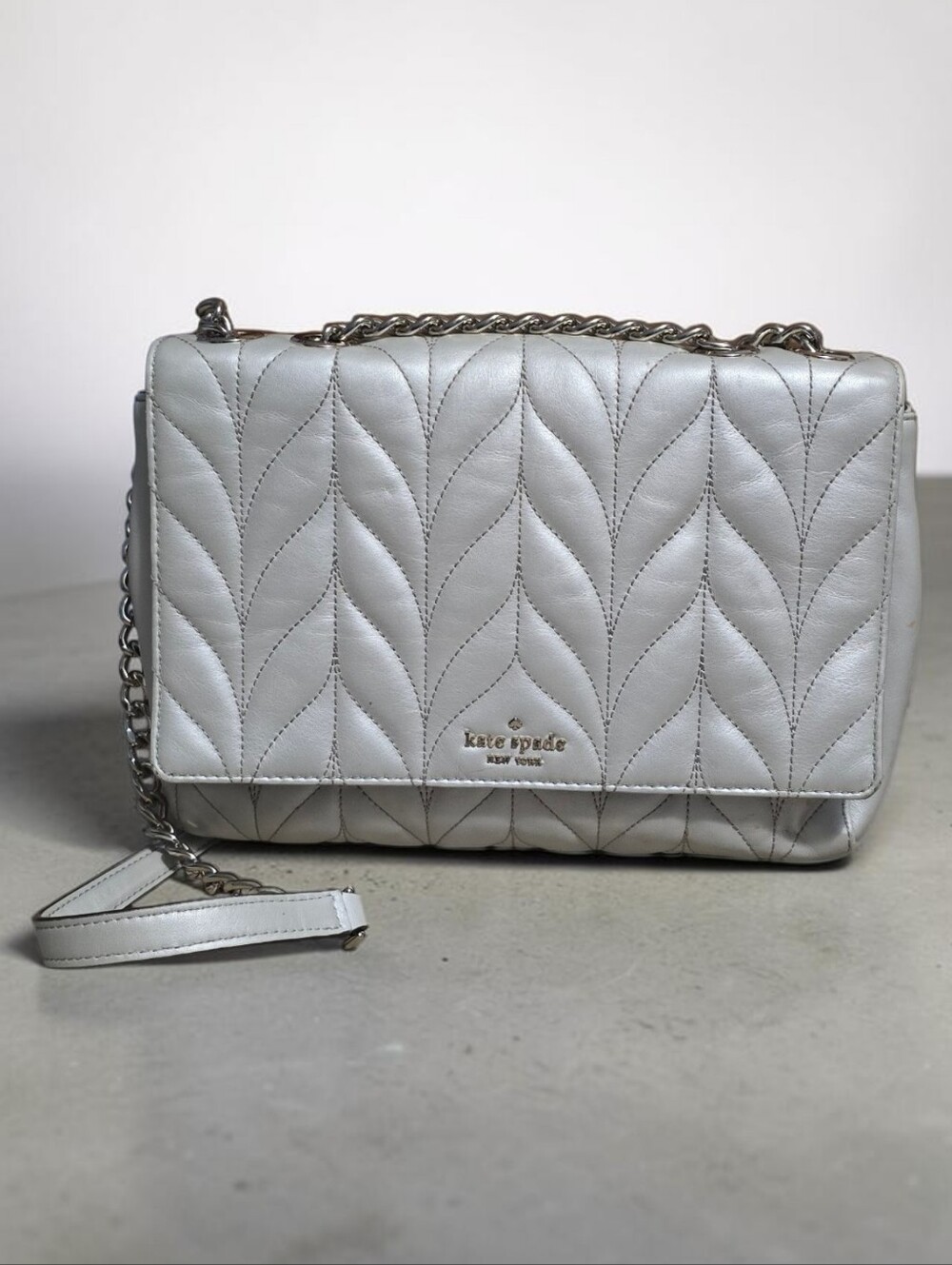 Kate Spade Briar Lane Emelyn Pearl Silver Quilted Leather Chain Crossbody